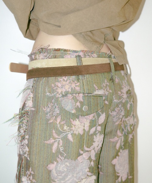 igi（イジ）の「SIMPLE SUEDE BELT / シンプルスエードベルト（ベルト・レディース・ブラック/ダークブラウン/ベージュ・FREE）」の5枚目の写真
