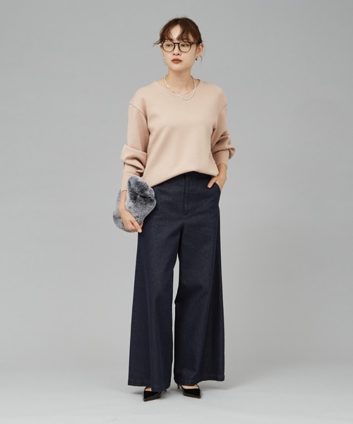 qualite（カリテ）の「リブスムースVネックニット（シャツ/ブラウス・レディース・チャコールグレー/スモークピンク/アイボリー/セージグリーン・フリー）」の10枚目の写真