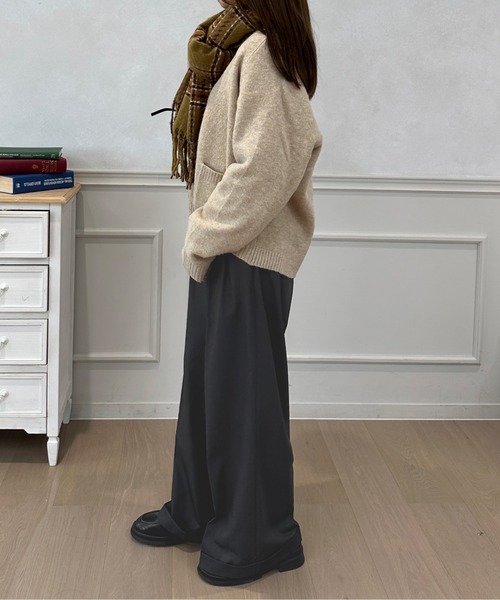 kutir(クティール)の「ワイドストレートスラックスパンツ(スラックス・レディース・グレー系その他2/ネイビー×ホワイト/ブラック×ホワイト/ブラック/チャコールグレー・マルチサイズ)」の6枚目の写真