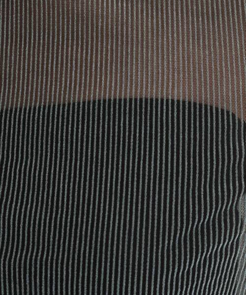 SHOO・LA・RUE（シューラルー）の「チュールストライプハイネック（Tシャツ/カットソー・レディース・チャコール/アイボリー系2/モスグリーン系2・04/01/02/03）」の15枚目の写真