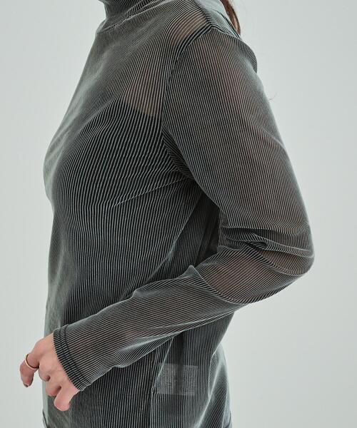 SHOO・LA・RUE（シューラルー）の「チュールストライプハイネック（Tシャツ/カットソー・レディース・チャコール/アイボリー系2/モスグリーン系2・04/01/02/03）」の20枚目の写真