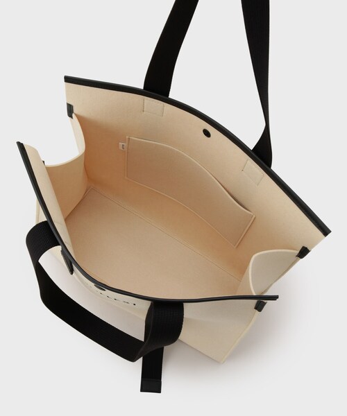 GALLEST(ギャレスト)の「◆フェルトトートバッグ(トートバッグ・レディース・チャコールグレー/ライトベージュ・00)」の7枚目の写真