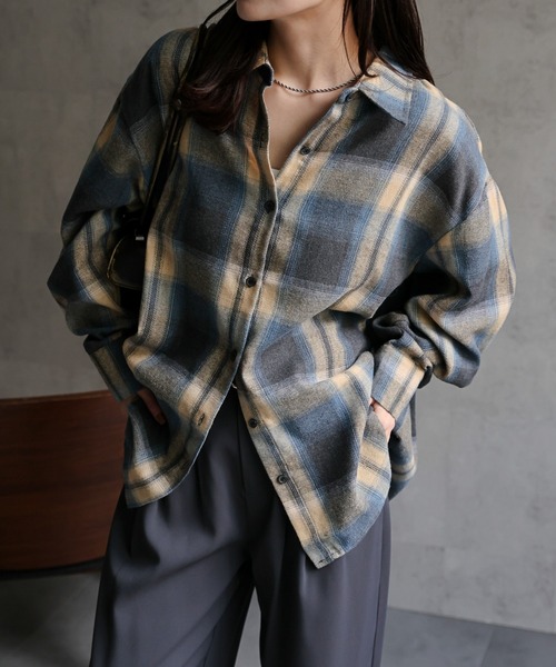 ap retro(アプレトロ)の「オンブレチェックオーバーシャツ / ネルシャツ(シャツ/ブラウス・レディース・ブラック/ブラウン/ライトベージュ/ボルドー/ブルー/オフホワイト/アイボリー/ベージュ/ブルー系その他/オレンジ・FREE)」の5枚目の写真