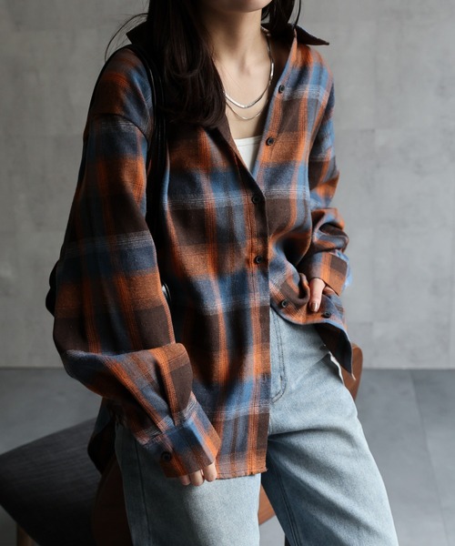 ap retro(アプレトロ)の「オンブレチェックオーバーシャツ / ネルシャツ(シャツ/ブラウス・レディース・ブラック/ブラウン/ライトベージュ/ボルドー/ブルー/オフホワイト/アイボリー/ベージュ/ブルー系その他/オレンジ・FREE)」の10枚目の写真