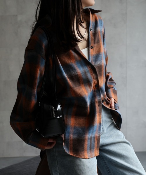 ap retro(アプレトロ)の「オンブレチェックオーバーシャツ / ネルシャツ(シャツ/ブラウス・レディース・ブラック/ブラウン/ライトベージュ/ボルドー/ブルー/オフホワイト/アイボリー/ベージュ/ブルー系その他/オレンジ・FREE)」の22枚目の写真