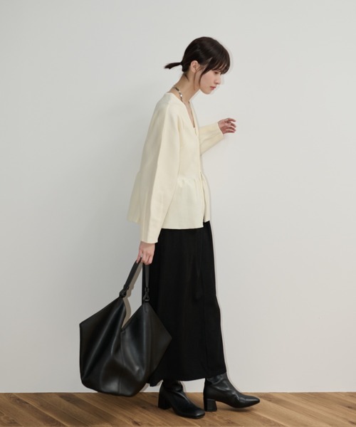 Shelly island（シェリーアイランド）の「ダブルジップペプラムカーデ（カーディガン/ボレロ・レディース・ホワイト/ブラック・FREE）」の5枚目の写真