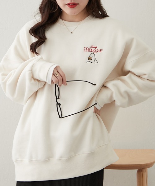 continuer de NICE CLAUP（コンティニューデナイスクラップ）の「ｵﾊﾞｹﾌﾟﾘﾝﾄｽｳｪｯﾄ（スウェット・レディース・ブラウン/スミクロ/アイボリー/グレー・FREE）」の2枚目の写真