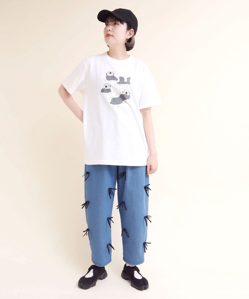 didizizi（ディディジジ）の「ラッコフレンズプリントTシャツ（Tシャツ/カットソー・レディース・ネイビー/ホワイト/ピンク・FREE）」の17枚目の写真