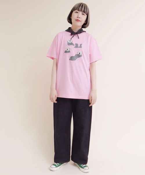 didizizi（ディディジジ）の「ラッコフレンズプリントTシャツ（Tシャツ/カットソー・レディース・ネイビー/ホワイト/ピンク・FREE）」の20枚目の写真