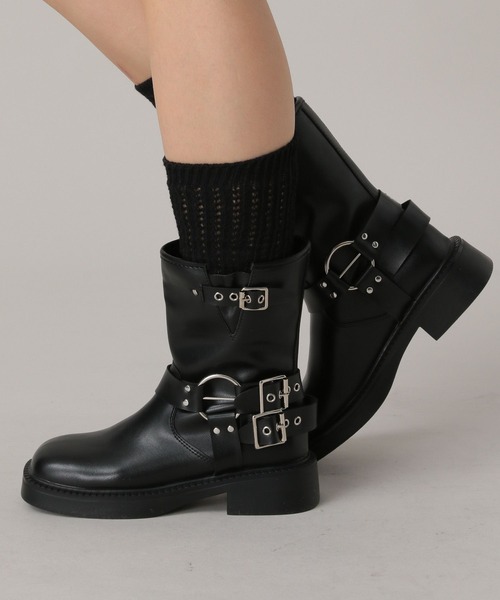 FOREVER 21（フォーエバー トゥエンティーワン）の「【2025SS】ミドルベルトブーツ（ブーツ・レディース・ブラウン/ブラック・LARGE/MEDIUM）」の2枚目の写真