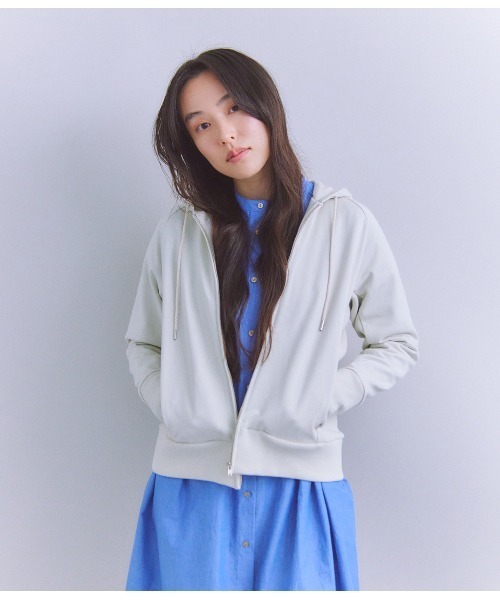 SIPULI(シプリ)の「French Terry ジップアップフードパーカ(Tシャツ/カットソー・レディース・ダークグレー/ピンク/ホワイト・2/3)」の2枚目の写真
