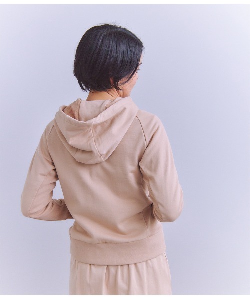 SIPULI(シプリ)の「French Terry ジップアップフードパーカ(Tシャツ/カットソー・レディース・ダークグレー/ピンク/ホワイト・2/3)」の9枚目の写真
