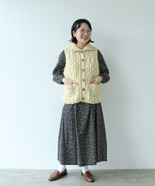 PAR ICI（パーリッシィ）の「ネパールハンドニット ハイネックベスト（ベスト・レディース・アイボリー/ダークブラウン・FREE）」の8枚目の写真