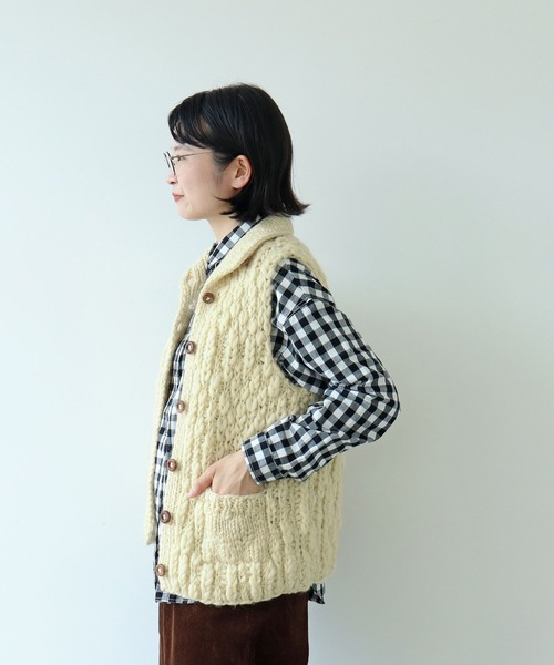 PAR ICI（パーリッシィ）の「ネパールハンドニット ハイネックベスト（ベスト・レディース・アイボリー/ダークブラウン・FREE）」の13枚目の写真