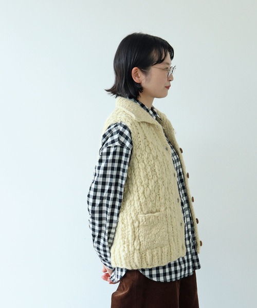 PAR ICI（パーリッシィ）の「ネパールハンドニット ハイネックベスト（ベスト・レディース・アイボリー/ダークブラウン・FREE）」の15枚目の写真