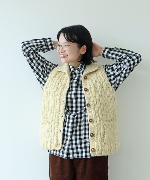 PAR ICI（パーリッシィ）の「ネパールハンドニット ハイネックベスト（ベスト・レディース・アイボリー/ダークブラウン・FREE）」の17枚目の写真