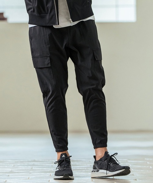 Magine(マージン)の「mp13237- C-N Stretch Fabric Cargo Design Jogger Pants カーゴデザインジョガーパンツ(カーゴパンツ・メンズ・ベージュ/ブラック/オリーブ・44/46/48)」の5枚目の写真