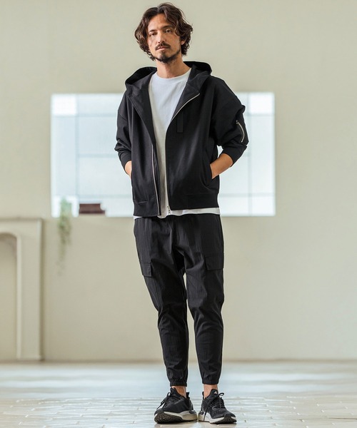Magine(マージン)の「mp13237- C-N Stretch Fabric Cargo Design Jogger Pants カーゴデザインジョガーパンツ(カーゴパンツ・メンズ・ベージュ/ブラック/オリーブ・44/46/48)」の7枚目の写真
