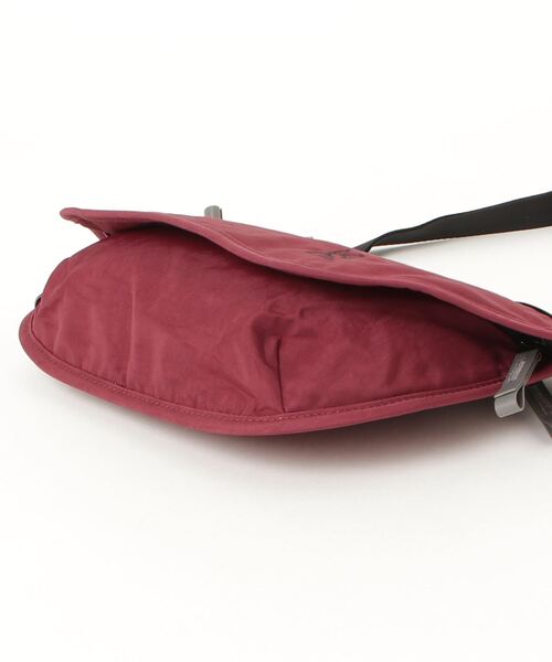CHROME（クローム）の「［ CHROME / クローム ］SODO 3L SLING / ソードー 3L スリング 耐水 3L ボディバッグ ウェストポーチ（ボストンバッグ・メンズ・ベージュ/レッド系その他・FREE）」の19枚目の写真