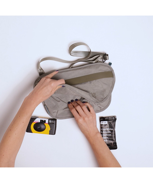 CHROME（クローム）の「［ CHROME / クローム ］SODO 3L SLING / ソードー 3L スリング 耐水 3L ボディバッグ ウェストポーチ（ボストンバッグ・メンズ・ベージュ/レッド系その他・FREE）」の14枚目の写真