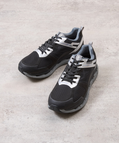 MOISTHROUGH360 モイスルー360 / × 71 MICHAEL 特許取得・通気防水