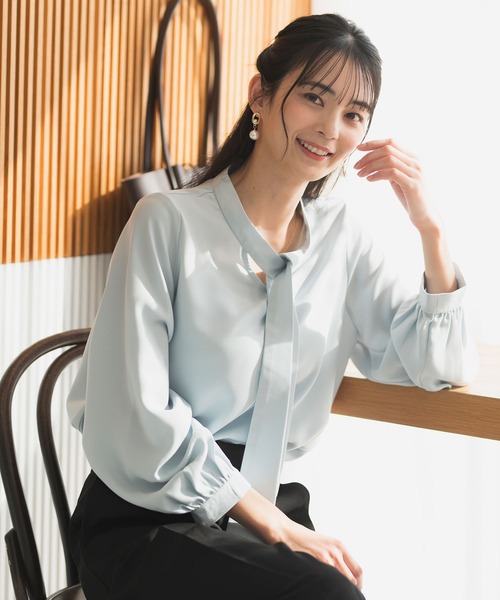 CELEN（セレン）の「【洗える/防シワ加工/UV加工/花粉防止】2WAYボウタイブラウス 長袖（シャツ/ブラウス・レディース・グレー系その他/ホワイト/ブルー/ネイビー/ピンクベージュ/ブラック・L/M/S）」の22枚目の写真