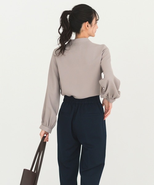 CELEN（セレン）の「【洗える/防シワ加工/UV加工/花粉防止】2WAYボウタイブラウス 長袖（シャツ/ブラウス・レディース・グレー系その他/ホワイト/ブルー/ネイビー/ピンクベージュ/ブラック・L/M/S）」の12枚目の写真