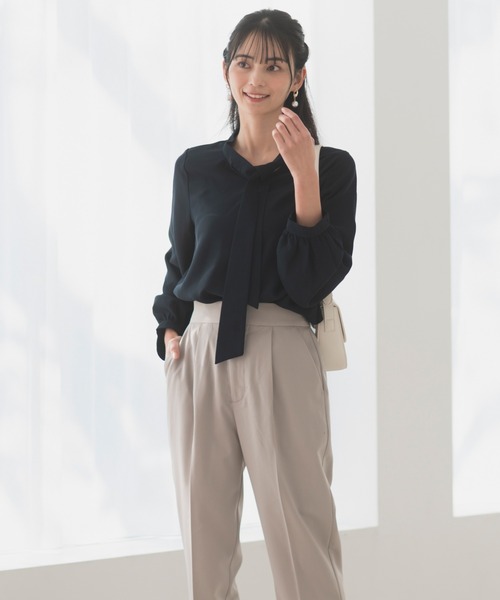 CELEN（セレン）の「【洗える/防シワ加工/UV加工/花粉防止】2WAYボウタイブラウス 長袖（シャツ/ブラウス・レディース・グレー系その他/ホワイト/ブルー/ネイビー/ピンクベージュ/ブラック・L/M/S）」の16枚目の写真