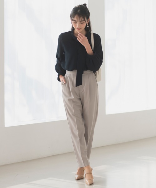 CELEN（セレン）の「【洗える/防シワ加工/UV加工/花粉防止】2WAYボウタイブラウス 長袖（シャツ/ブラウス・レディース・グレー系その他/ホワイト/ブルー/ネイビー/ピンクベージュ/ブラック・L/M/S）」の19枚目の写真