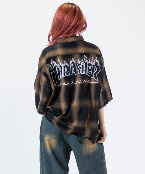 THRASHER(スラッシャー)の「【at】〔THRASHER/スラッシャー〕CHECK DAMAGE S/S SHIRT オンブレチェック ロゴ刺繍 ダメージシャツ(シャツ/ブラウス・メンズ・ブラウン/ブラック/ホワイト・LARGE/MEDIUM)」の3枚目の写真