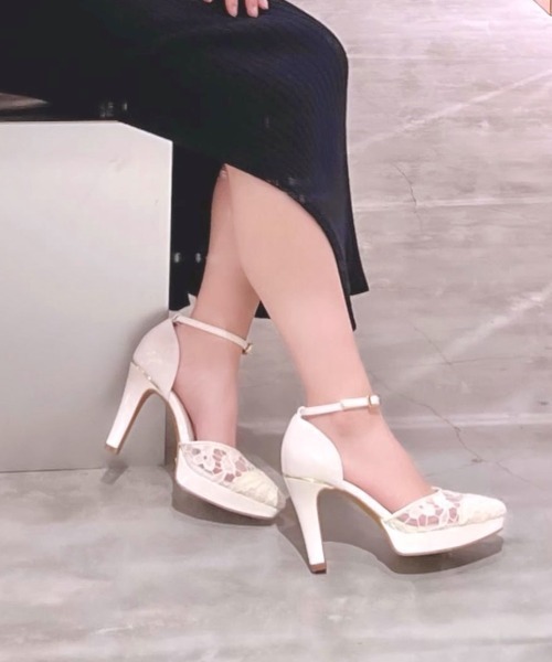 R&E（アールアンドイー）の「【25SS新作】【R&E】コットンレースセパレートパンプス（パンプス・レディース・ホワイト系/ブラック系・22.5cm/23cm/23.5cm/24cm/24.5cm/22cm）」の5枚目の写真