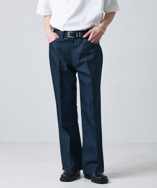 FREAK'S STORE（フリークスストア）の「限定展開 スリムフィット スタプレツイル セミフレアパンツ（スラックス・メンズ・ブラック/チャコールグレー/ブラウン/ネイビー・MEDIUM/SMALL/LARGE）」の4枚目の写真