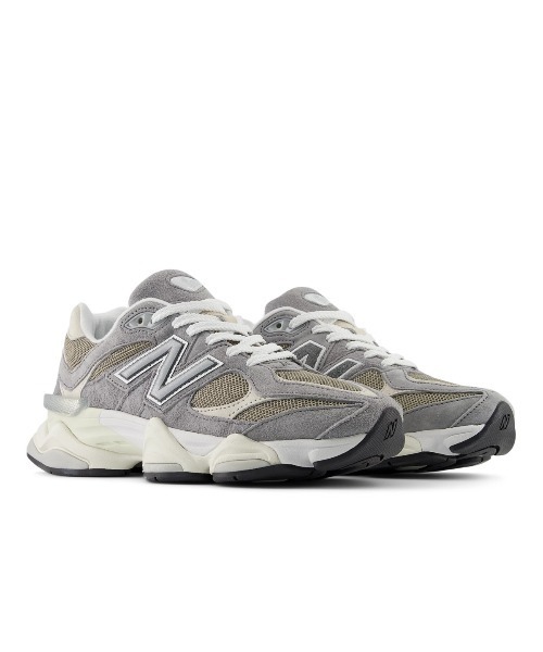 Kinetics(キネティクス)の「New Balance 9060(ニューバランス 90/60)(スニーカー・メンズ・ピンク系/グレー系/ブラウン系・28cm/27.5cm/27cm/26.5cm/26cm/25.5cm/25cm/24.5cm/24cm/23.5cm/23cm)」の12枚目の写真