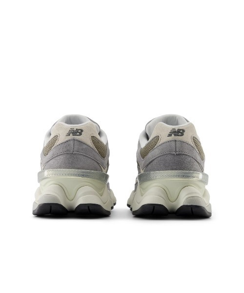 New Balance 9060（ニューバランス 90/60）（スニーカー