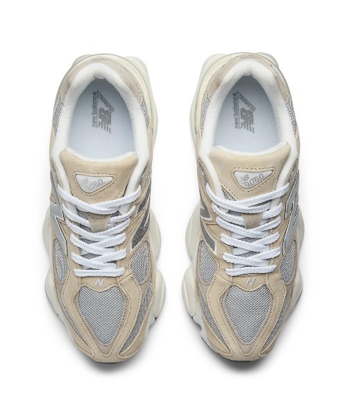 Kinetics(キネティクス)の「New Balance 9060(ニューバランス 90/60)(スニーカー・メンズ・ピンク系/グレー系/ブラウン系・28cm/27.5cm/27cm/26.5cm/26cm/25.5cm/25cm/24.5cm/24cm/23.5cm/23cm)」の16枚目の写真