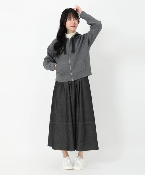 UNIVERVAL MUSE(ユニバーバル ミューズ)の「レース付フーディーパーカー カーディガン(カーディガン/ボレロ・レディース・ブラック/オフホワイト/グレー・2)」の8枚目の写真