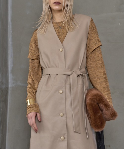 Muel Chic（ミュエルシック）の「Sonnu Fake leather Vest   ソンヌフェイクレザーベスト（ベスト・レディース・ベージュ・FREE）」の6枚目の写真