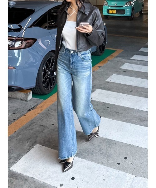 rienda（リエンダ）の「サイドVラインジャストウエストパンツ（デニムパンツ・レディース・ブルー/ライトブルー・MEDIUM/X-SMALL/SMALL）」の6枚目の写真