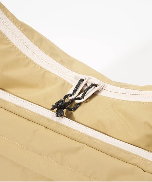 go slow caravan(ゴースローキャラバン)の「COBMASTER/コブマスター Air WP MOONSHAKE SHOULDER BAG 9L(ショルダーバッグ・メンズ・ブラック/ミント/パープル/グリーン/ブルー/レッド/ブルー系その他・FREE)」の18枚目の写真