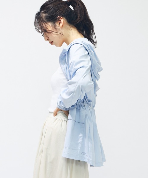TIGORA(ティゴラ)の「ティゴラ TIGORA フィットネス 縦畝ウエストシャーリングジャケット(ナイロンジャケット・レディース・ラベンダー/ライトベージュ・S/M/L/XL)」の5枚目の写真