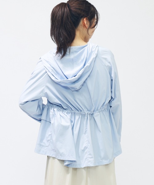 TIGORA(ティゴラ)の「ティゴラ TIGORA フィットネス 縦畝ウエストシャーリングジャケット(ナイロンジャケット・レディース・ラベンダー/ライトベージュ・S/M/L/XL)」の6枚目の写真