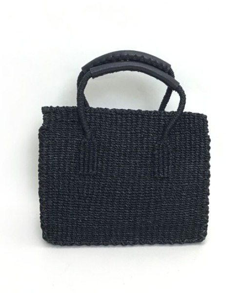 a-jolie(アジョリー)の「a-jolie シンプルかごミニハンドバッグ(小)(かごバッグ・レディース・ブラック/ナチュラル・FREE)」の3枚目の写真
