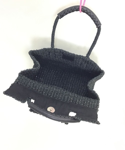 a-jolie(アジョリー)の「a-jolie シンプルかごミニハンドバッグ(小)(かごバッグ・レディース・ブラック/ナチュラル・FREE)」の4枚目の写真