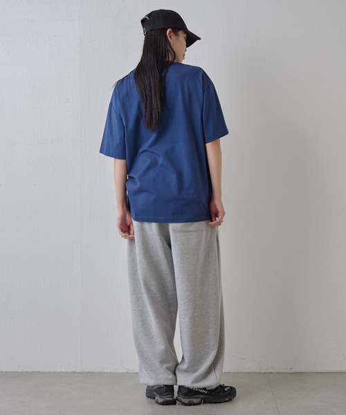 COLONY 2139（コロニートゥーワンスリーナイン）の「フロントスプレーTシャツ（Tシャツ/カットソー・メンズ・ブラック/ネイビー・MEDIUM/LARGE）」の10枚目の写真