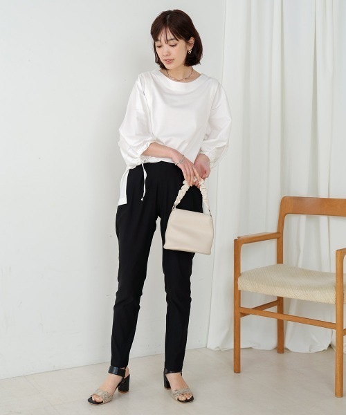 Bou Jeloud(ブージュルード)の「【34-42サイズ展開あり】 UV/接触冷感 HAKIYASEパンツ(その他パンツ・レディース・ベージュ/インディゴブルー/イエロー/ブルー/オフホワイト/ブラック/カーキ・SMALL/LARGE/X-LARGE/MEDIUM/X-SMALL)」の21枚目の写真