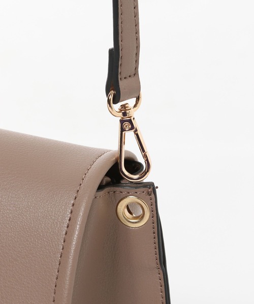 Andemiu（アンデミュウ）の「フラップショルダー492557（ハンドバッグ・レディース・ブラウン/アイボリー/ダークグレー・FREE）」の18枚目の写真