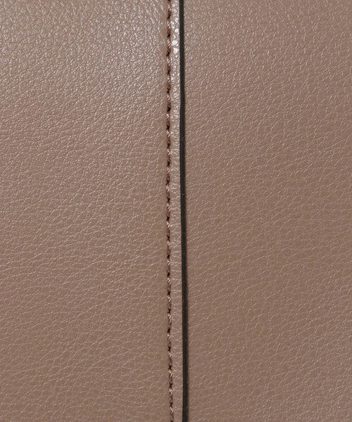 Andemiu（アンデミュウ）の「フラップショルダー492557（ハンドバッグ・レディース・ブラウン/アイボリー/ダークグレー・FREE）」の12枚目の写真