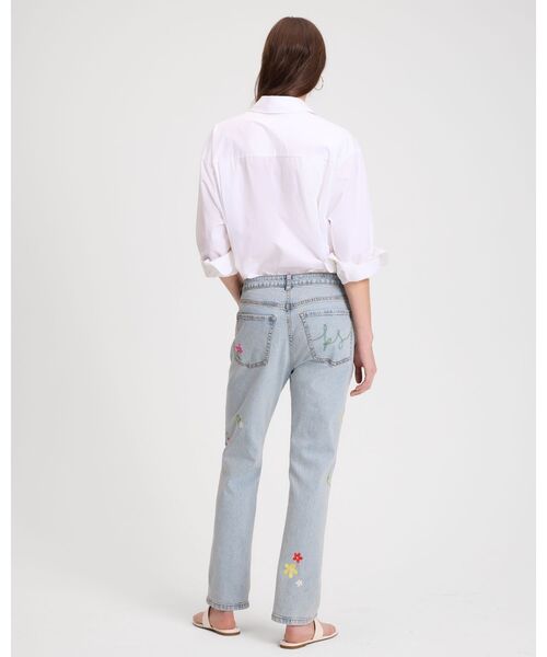 kate spade new york（ケイトスペード ニューヨーク）の「フローラル エンブロイダード ジーンズ（デニムパンツ・レディース・ブルー・25/26/24）」の7枚目の写真