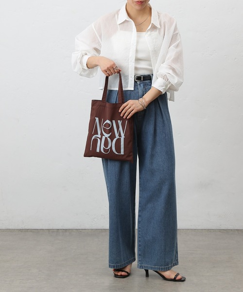 COLONY 2139（コロニートゥーワンスリーナイン）の「ナイロンショートハンドバッグ（ハンドバッグ・レディース・アイボリー/サックスブルー/モカ・FREE）」の5枚目の写真