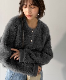 ふんわりとした優しい風合いが魅力的。前後2wayWフェイスフェザーショート丈カーディガン（長袖）